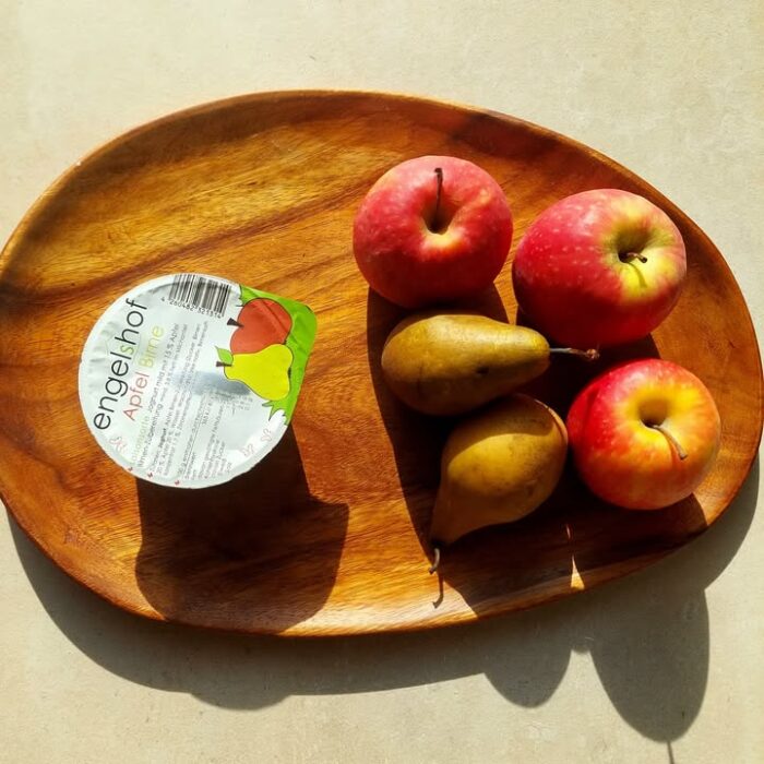 Welches Obst kann man sich im Winter super schmecken lassen? Genau Äpfel und Birnen gehen immer! Und deshalb jetzt neu unsere aktuelle Saisonsorte #engelshof #apfel #birne
Müsst ihr probieren, besonders die knackigen Obststücke überzeugen. Jetzt überall wo es engelshof milchprodukte gibt!
#joghurt #regional #direktvombauern #eifel #hetzerath